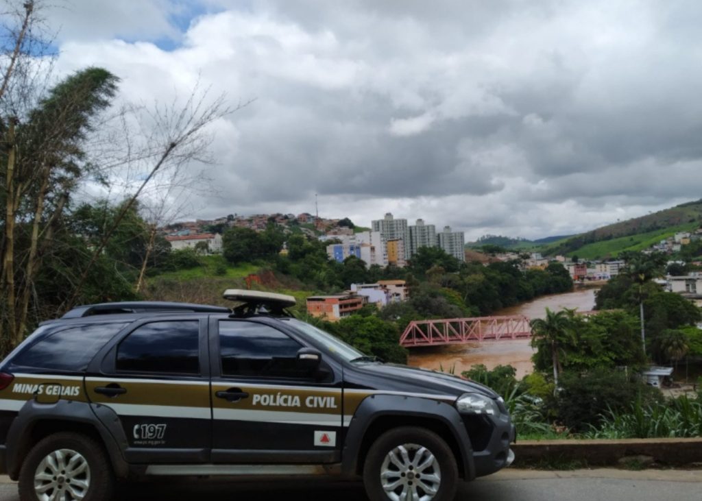 Operação da Polícia Civil é deflagrada em Ponte Nova e investigado é preso