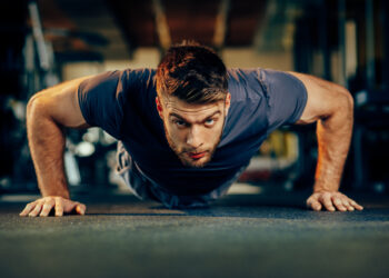 As roupas de academia que todo homem deveria ter