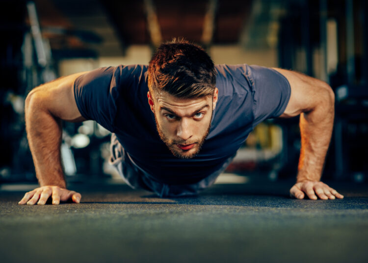 As roupas de academia que todo homem deveria ter