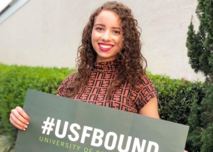 Ex-aluna do IFMG Ouro Branco é aprovada em 8 universidades norte-americanas