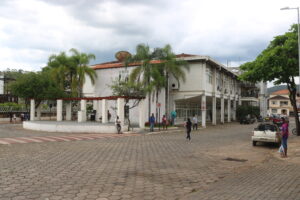 Prefeitura de Mariana firma parceria com UFOP e cursos de graduação a distância serão ofertados em polo do município a partir de 2023 Prefeitura de Mariana firma parceria com UFOP e cursos de graduação a distância serão ofertados em polo do município a partir de 2023