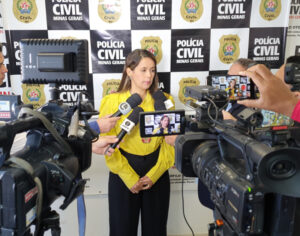 Suspeito de jogar da laje a própria filha bebê é preso por homicídio triplamente qualificado Suspeito de jogar da laje a própria filha bebê é preso por homicídio triplamente qualificado
