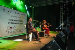Toninho Horta se apresenta hoje, 20 de julho, em Mariana-MG; veja programação para os próximos dias Toninho Horta se apresenta hoje, 20 de julho, em Mariana; veja programação para os próximos dias