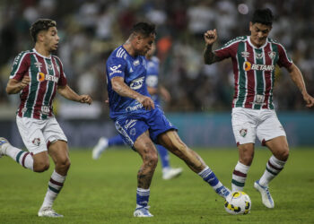 Ligeiro favoritismo do Cruzeiro dá esperança de virada