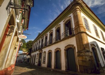 Museu Casa dos Contos, em Ouro Preto, reabre para visitação