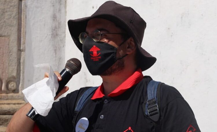 Não dá pra brincar com a democracia, precisamos decidir as eleições logo no 1° turno