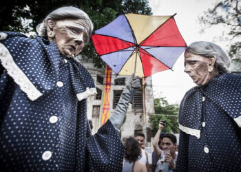 Mariana e Itabirito recebem o Micro Festival de Bonecos Idosos, da Cia. Pigmalião, no próximo final de semana