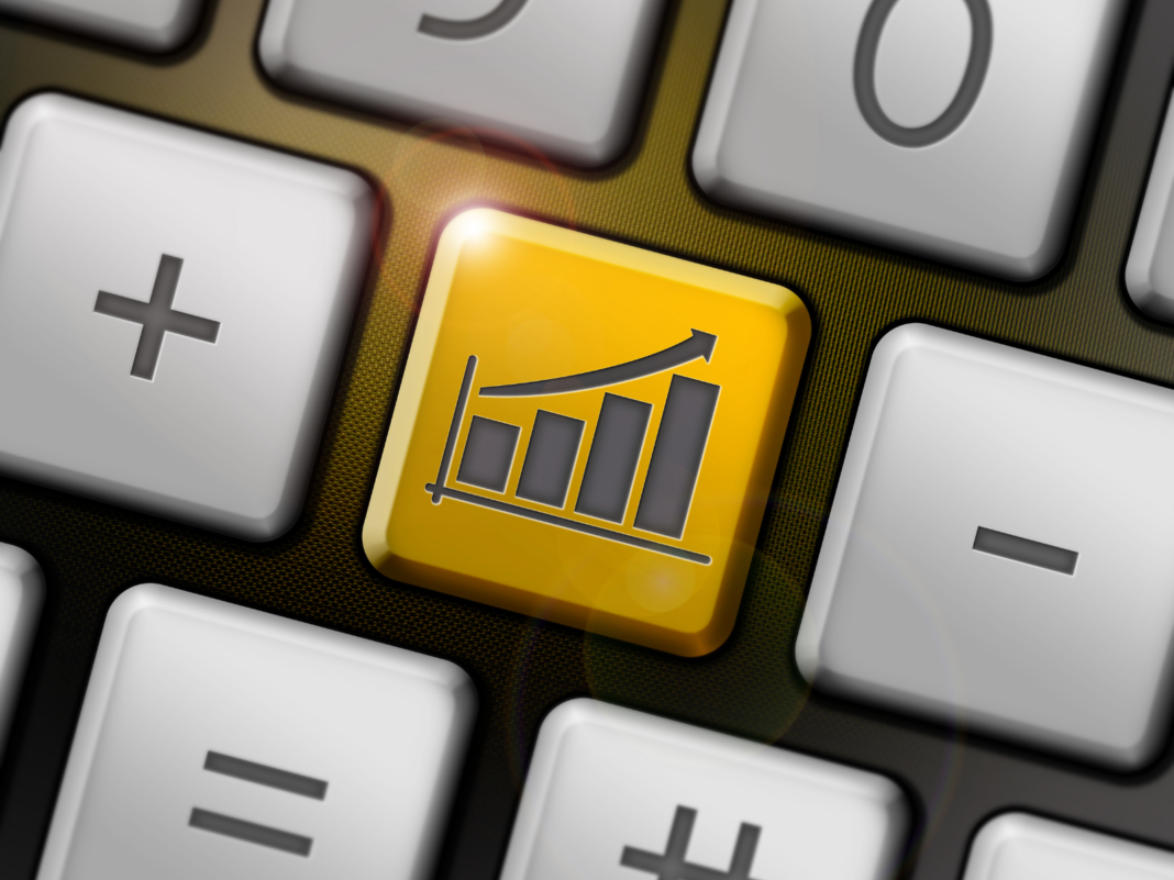 Serviços de uma plataforma de investimentos auxiliam o investidor Serviços de uma plataforma de investimentos auxiliam o investidor