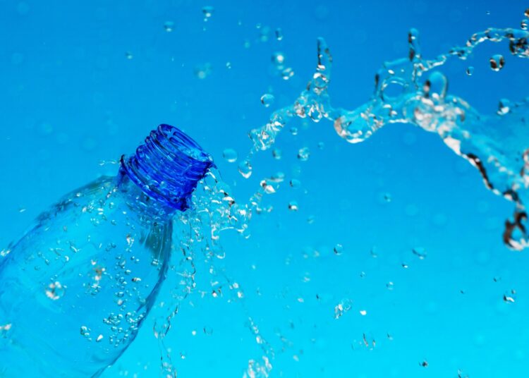 Olha a água mineral!