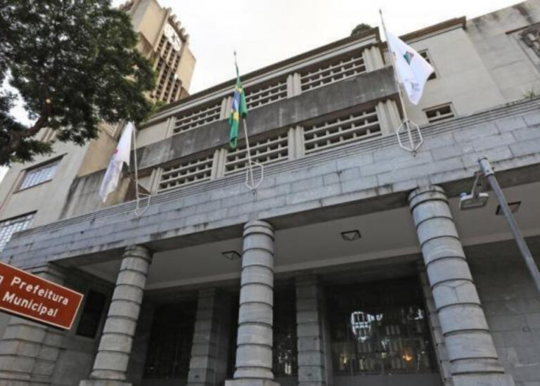 Prefeitura da capital abre processo seletivo com 83 vagas e salários de até R$ 7.150