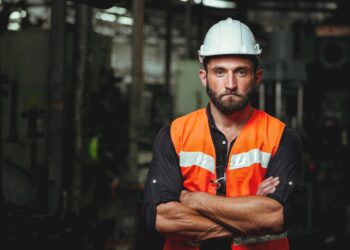 Gigante siderúrgica tem 83 vagas abertas em MG, RJ, RS, SP, BA e outros estados