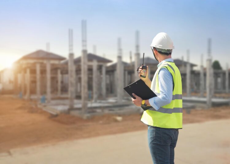 Construção pesada e mineração: empresa contrata técnicos, mecânico, auxiliares, apontador, serventes motoristas e outras vagas