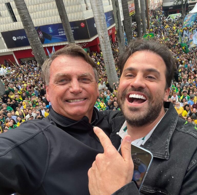 Pablo Marçal tem candidatura retirada e apoia Bolsonaro