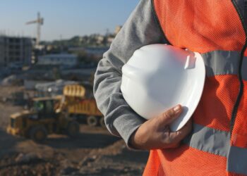 Construtora recruta em MG ajudante, apontador, auxiliares, motoristas, operadores, técnicos e muito mais