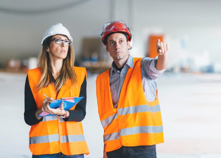 Samarco oferta 70 vagas de qualificação profissional gratuita para a formação de técnicos de segurança do trabalho