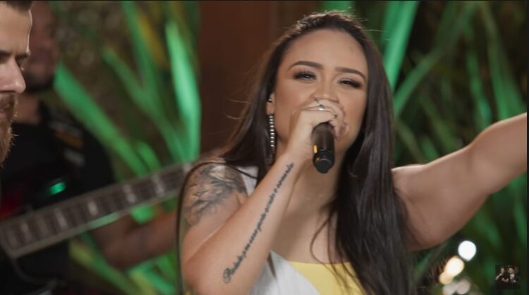 Festa da Padroeira em Santa Rita Durão, distrito de Mariana, tem show de Luiza Martins neste sábado (10)