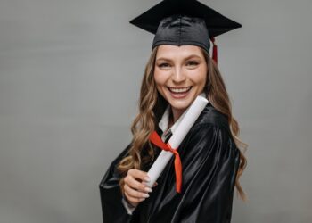 Programas de pós-graduação de universidade federal em MG abrem seleção para cursos de mestrado e doutorado