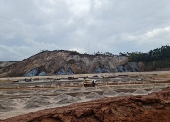 Consórcio de construtoras em Mariana oferta vagas de ajudante, greidista, motorista, operadores e pedreiro