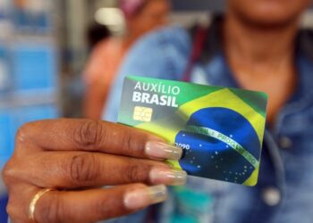Auxílio Brasil: saiba os benefícios disponíveis e como garanti-los