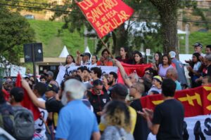 Saneouro afirma que seu reuniu com prefeito de Ouro Preto e alguns secretários para discutir “possibilidades” Saneouro afirma que seu reuniu com prefeito de Ouro Preto e alguns secretários para discutir "possibilidades"