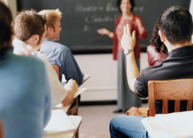 Fundação oferece 465 vagas gratuitas para diversos cursos, com início em 2023