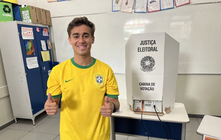 Vereador de BH, Nikolas Ferreira é o deputado mais votado do país com mais de 1,48 milhão de votos