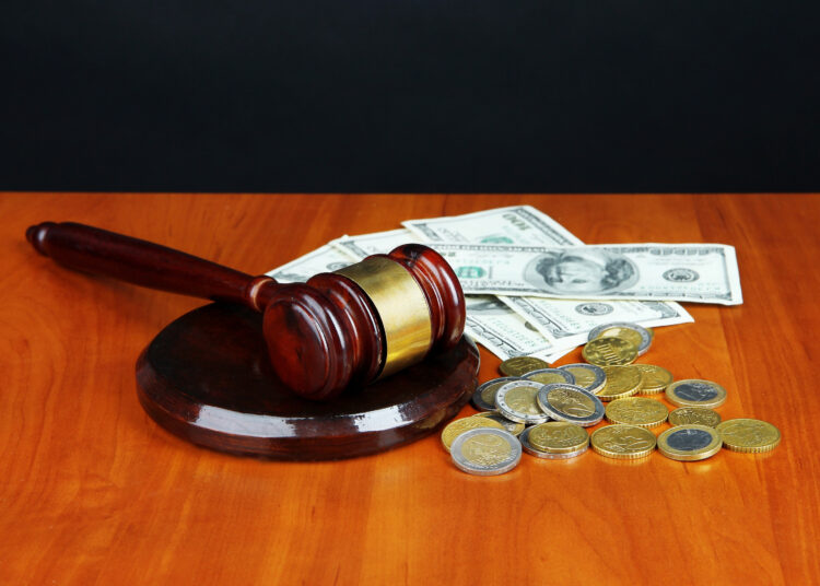 Trabalhadora obrigada a rezar o “Pai-Nosso” antes da jornada receberá indenização de R$ 10 mil