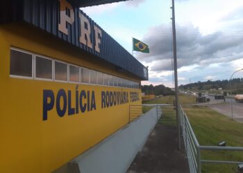 Polícia Rodoviária Federal atualiza situação de rodovias com interdição