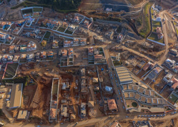 Vagas na construção civil: mais de 700 empregos abertos em MG