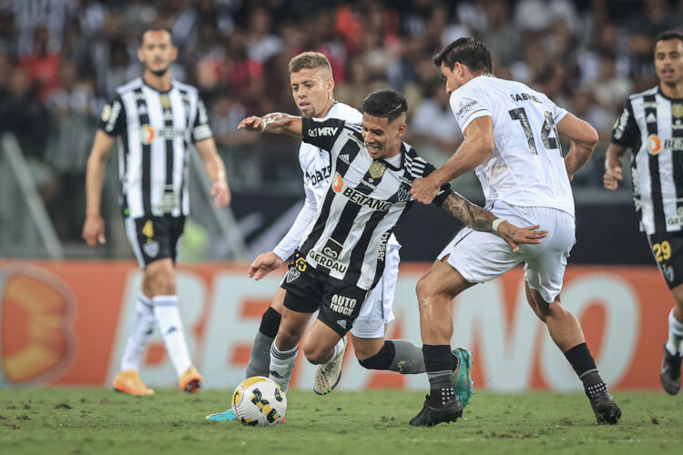 Galo "respira por aparelhos" para entrada direta na Libertadores de 2023