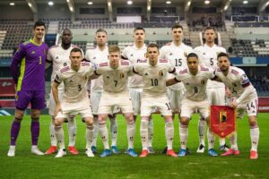 Famosa geração da Bélgica chega na Copa do Mundo envelhecida e sem mesmo prestígio de 2018