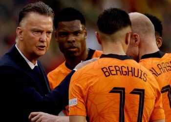 Com velho conhecido no comando, Holanda retorna à Copa do Mundo sonhando com título inédito