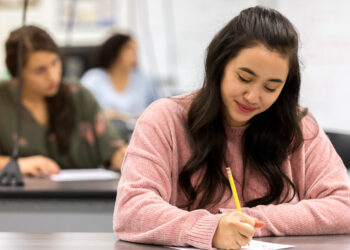 ENEM 2022: Provas serão nos próximos dias 13 e 20; confira o que levar