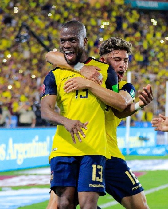  
Enner Valencia é esperança de gols para equatorianos