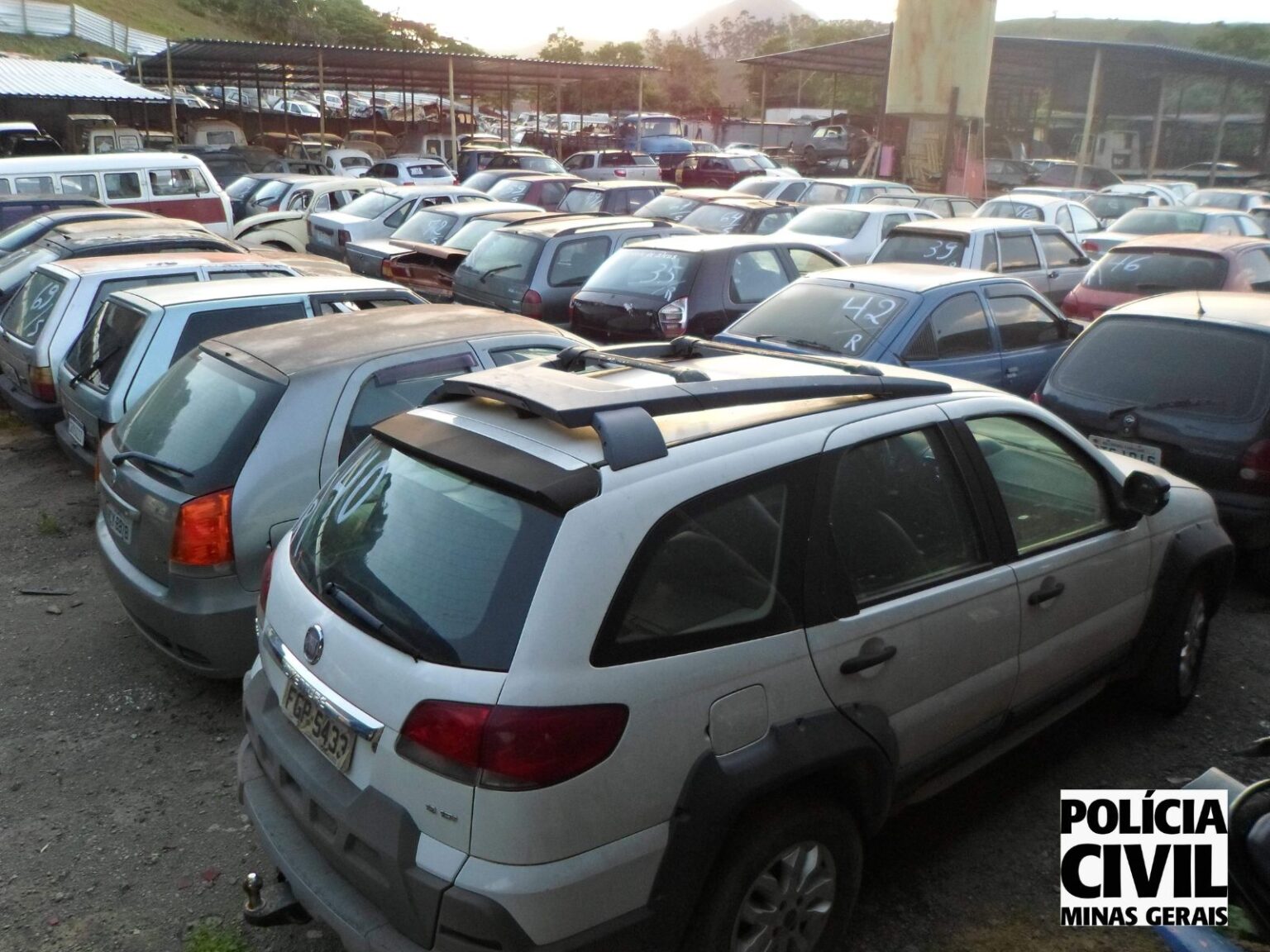 82 veículos apreendidos em Minas serão leiloados e você pode participar 82 veículos apreendidos em Minas serão leiloados e você pode participar