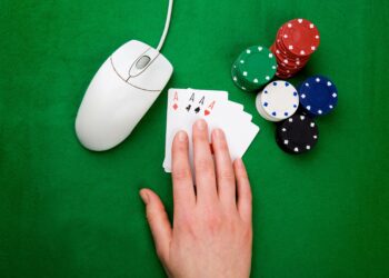 Quanto os profissionais já ganharam no poker online