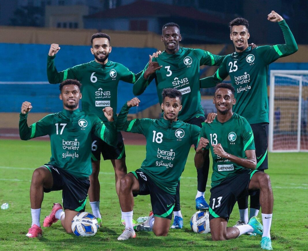 Arábia Saudita conta com grande número de torcedores presentes na Copa do Mundo Arábia Saudita conta com grande número de torcedores presentes na Copa do Mundo