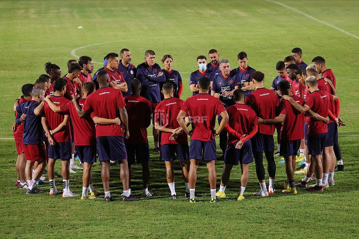 Jogadores da Costa Rica em treino preparatório para a Copa do Mundo de 2022