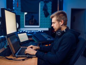 Vagas abertas em Belo Horizonte para profissionais de tecnologia Vagas abertas em Belo Horizonte para profissionais de tecnologia