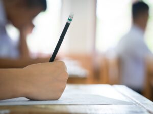 Universidade Federal em MG oferece concurso público para preencher 31 vagas de Técnicos Administrativos Universidade Federal em MG oferece concurso público para preencher 31 vagas de Técnicos Administrativos