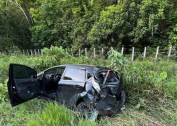 Ex-BBB sofre acidente de carro: "livramento de Deus"