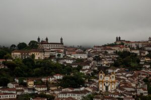 Vai chuva, vem chuva e tudo segue igual em Ouro Preto Vai chuva, vem chuva e tudo segue igual em Ouro Preto