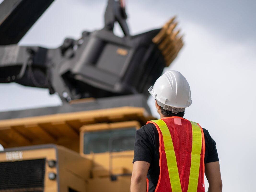Mineradora Ferro+ tem vagas de emprego neste fim de ano; confira Mineradora Ferro+ tem vagas de emprego neste fim de ano; confira