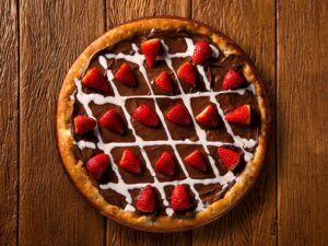 Aprenda a fazer pizza doce e incremente a ceia de Natal com um toque especial Aprenda a fazer pizza doce e incremente a ceia de Natal com um toque especial