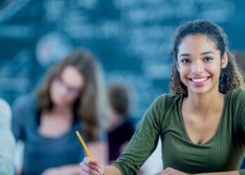 Universidade pública estadual realiza vestibular para 4.607 vagas em cursos de graduação