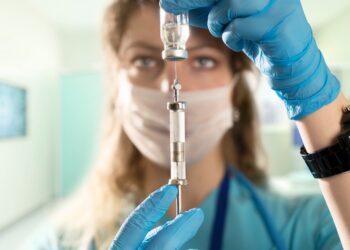 Vacina testada nos EUA contra HIV tem resposta imunológica em 97% dos voluntários