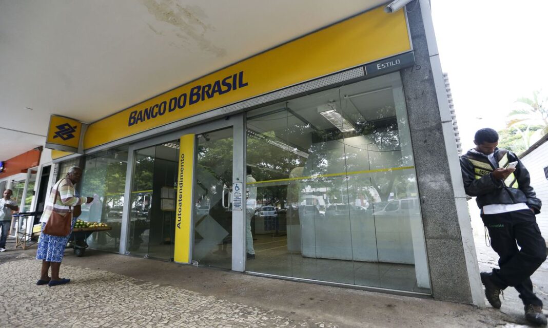 BB recebe inscrições para Concurso Público de cargo com salário inicial superior a R$ 3 mil BB recebe inscrições para Concurso Público de cargo com salário inicial superior a R$ 3 mil