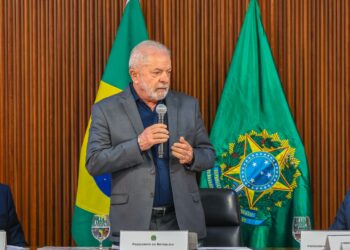 Governo Lula deve ter primeiro ministro exonerado com 11 dias de governo