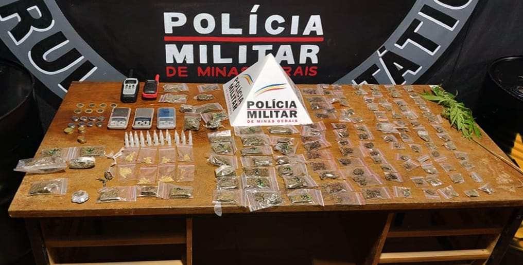Homem de 40 anos é preso em flagrante por tráfico de drogas em Ouro Preto