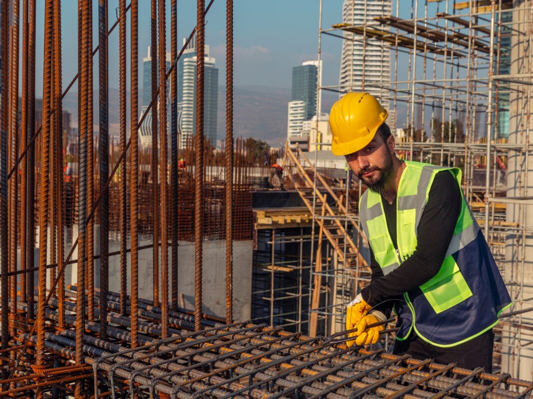 Gigante da construção civil, MRV inicia 2023 com 63 vagas de emprego Gigante da construção civil, MRV inicia 2023 com 63 vagas de emprego